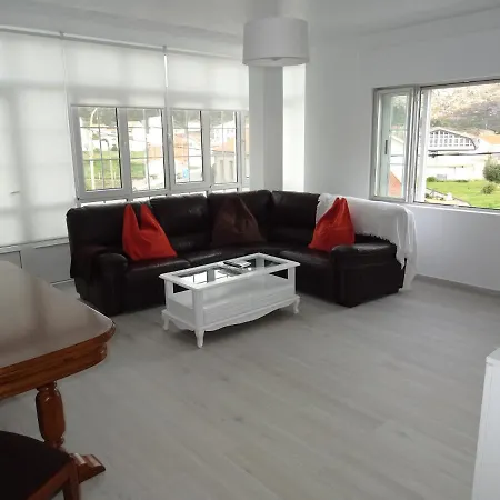 Apartment Area Pequena Ezaro
