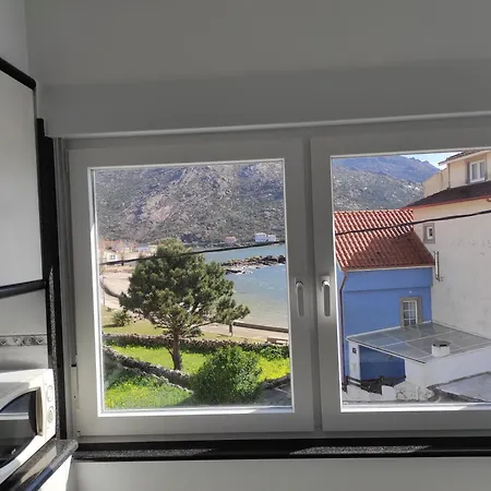 Area Pequena * Ézaro