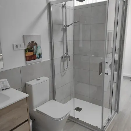 Area Pequena Apartment