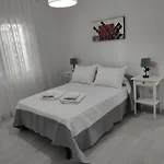 Area Pequena شقة *